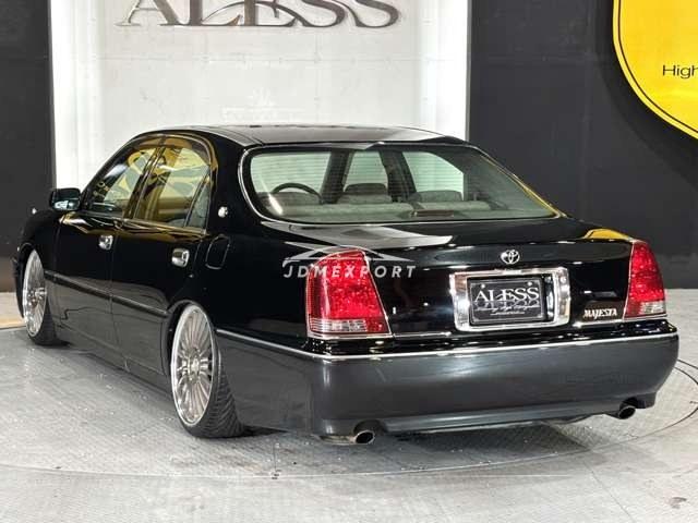 Toyota Crown Majesta 2001 thumbnail 12