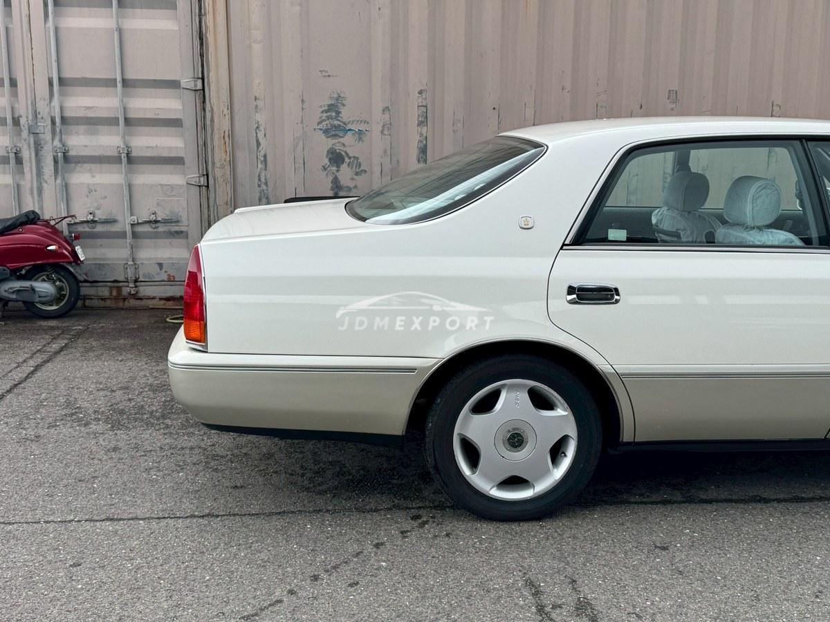 Toyota Crown Majesta 1996 thumbnail 16