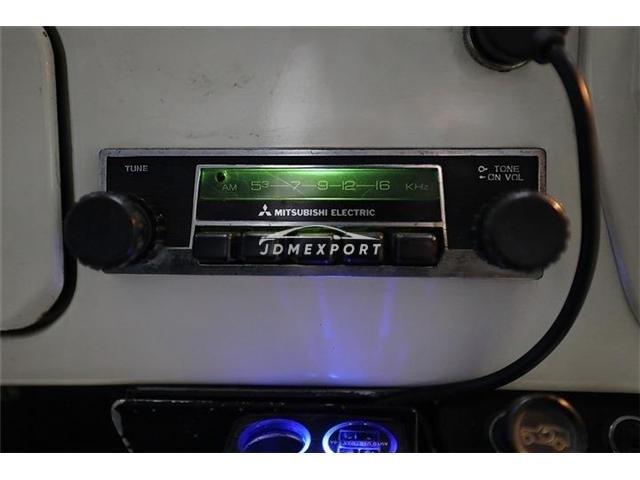 Mitsubishi Jeep 1986 thumbnail 21