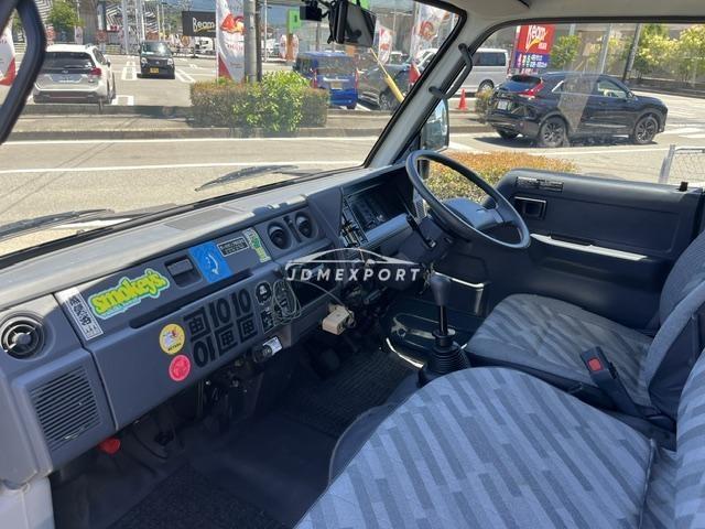 Toyota Hiace Truck 1994 thumbnail 14