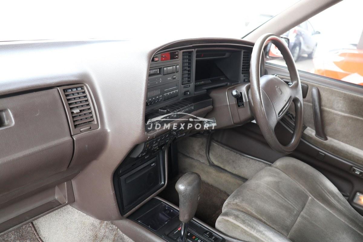 Toyota Crown 1990 thumbnail 17