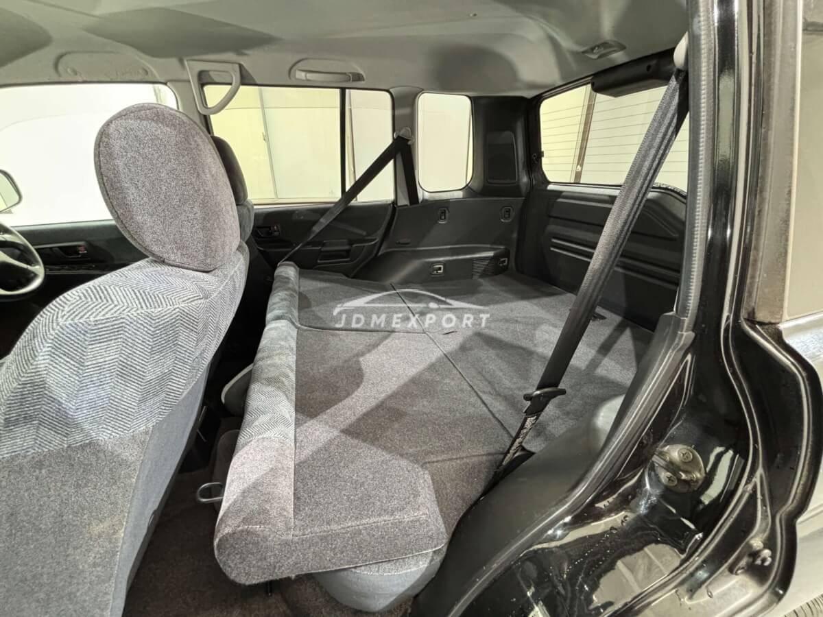 Mitsubishi Pajero iO 2000 thumbnail 22