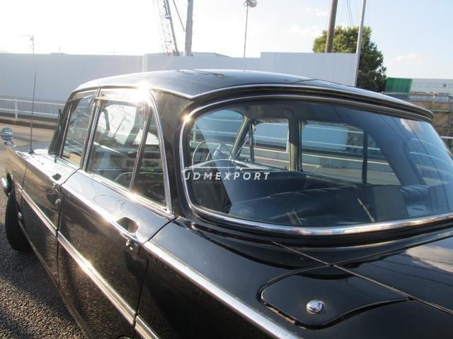 Nissan Gloria Van 1966 thumbnail 4