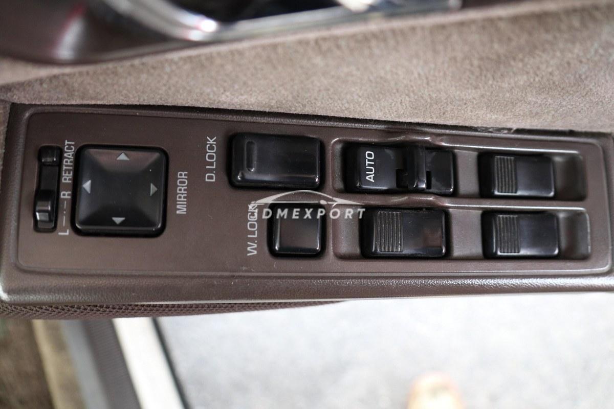 Toyota Crown 1990 thumbnail 50
