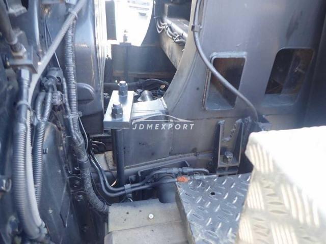 Mitsubishi Fuso Super Great 2001 thumbnail 25