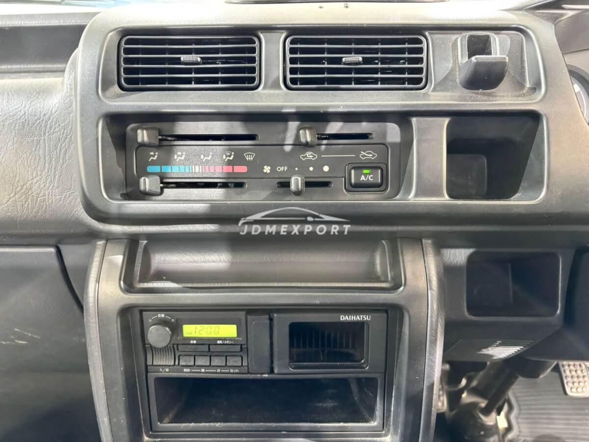 Daihatsu Hijet Truck 1999 thumbnail 11