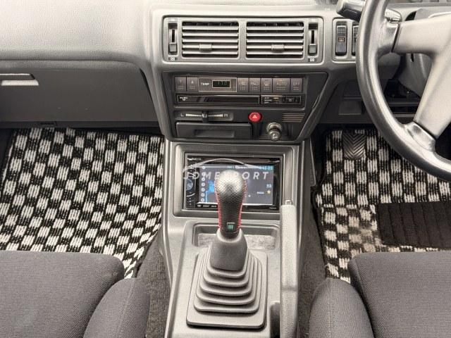Mitsubishi Galant 1989 thumbnail 16