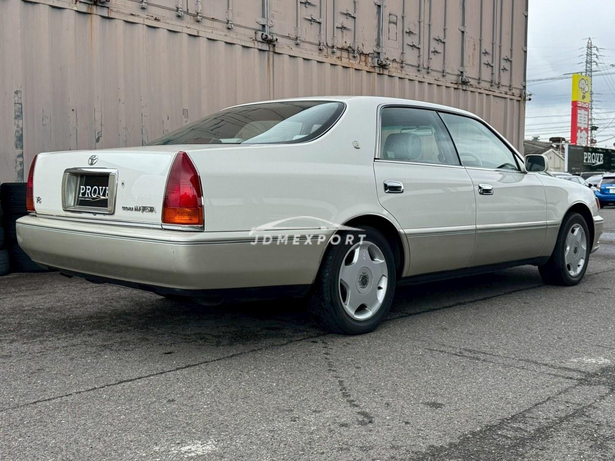 Toyota Crown Majesta 1996 thumbnail 13