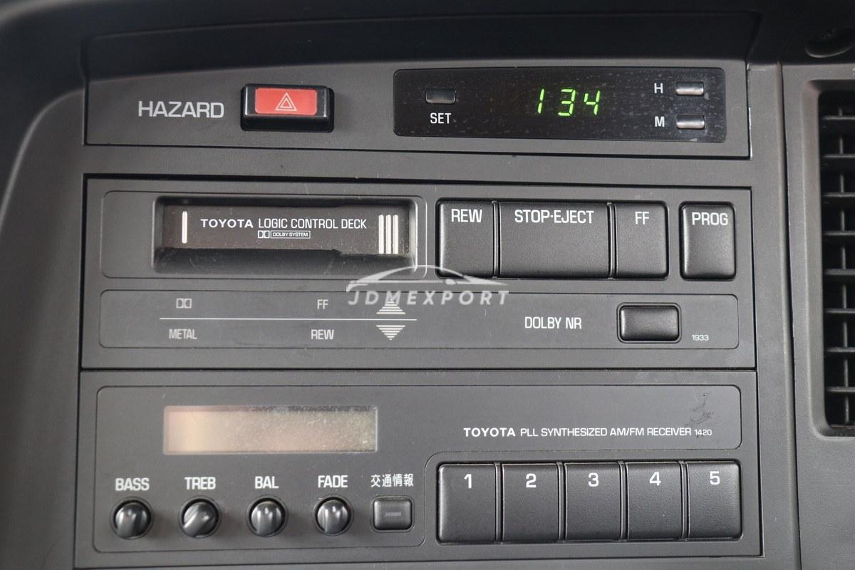 Toyota Crown 1990 thumbnail 55
