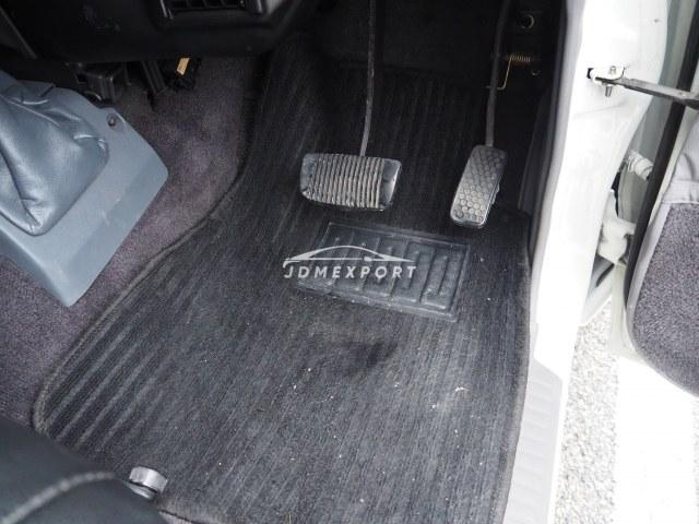 Toyota Land Cruiser Prado 1993 thumbnail 22
