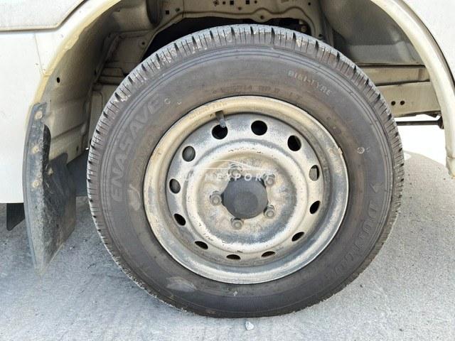Nissan Vanette Van 2001 thumbnail 19