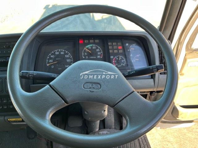 Mitsubishi Fuso Fighter 1995 thumbnail 11