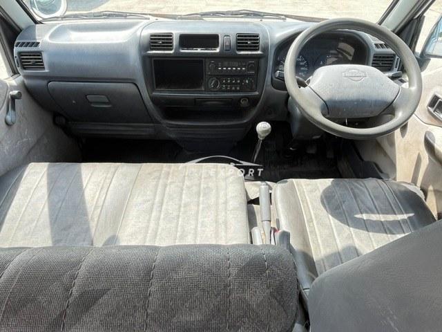 Nissan Vanette Van 2001 thumbnail 5