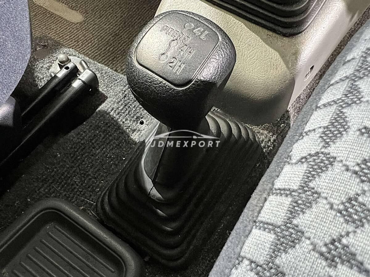 Mitsubishi Pajero Mini 1999 thumbnail 17