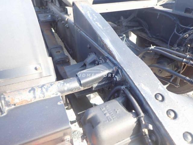 Mitsubishi Fuso Super Great 2001 thumbnail 21