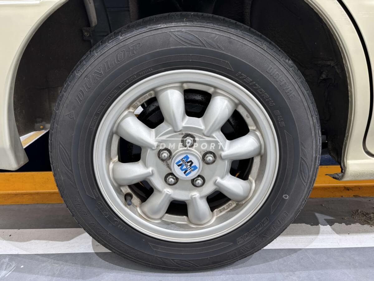 Subaru Others 2000 thumbnail 32