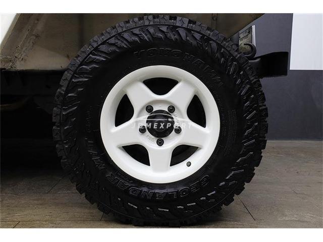 Mitsubishi Jeep 1986 thumbnail 2
