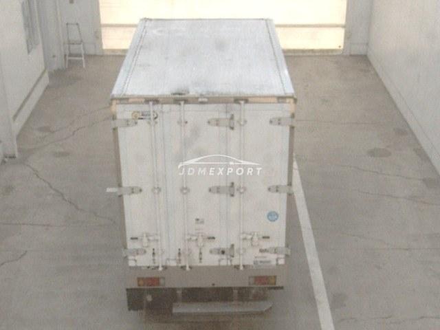 Isuzu Elf Truck 2001 thumbnail 9