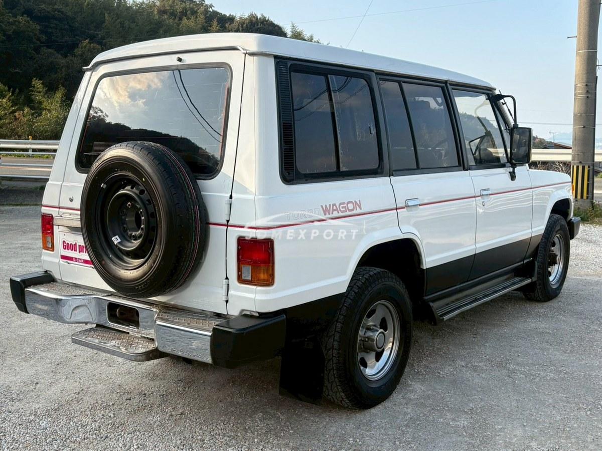 Mitsubishi Pajero 1987 thumbnail 5