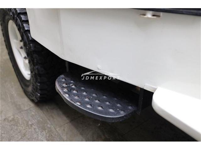 Mitsubishi Jeep 1986 thumbnail 30