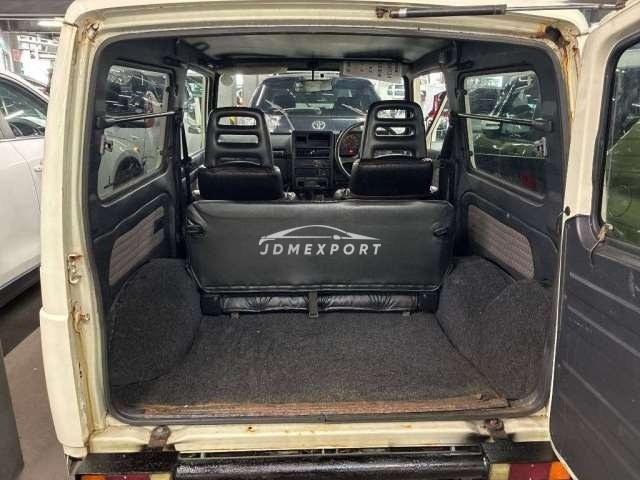 Suzuki Jimny 1995 thumbnail 9