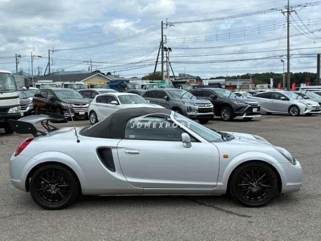 Toyota MR-S 2000 thumbnail 36