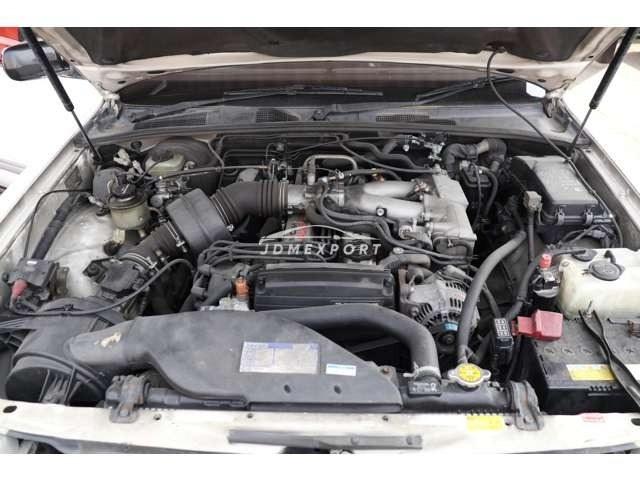 Toyota Crown 1990 thumbnail 3