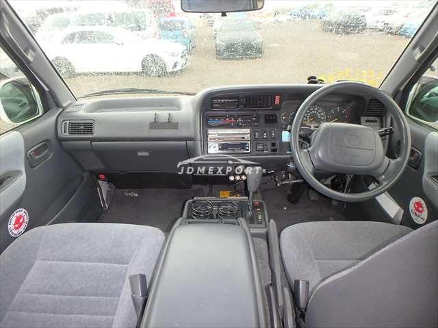 Toyota Hiace Van 1998