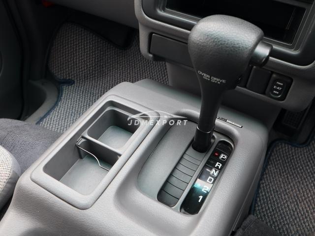 Nissan Serena 1996 thumbnail 20