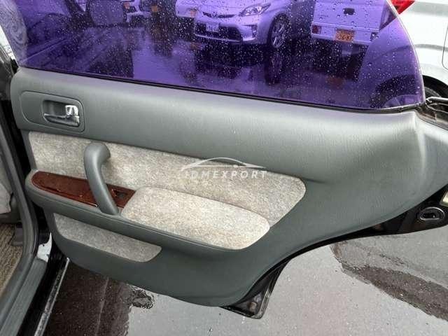 Nissan Gloria Van 1995 thumbnail 12