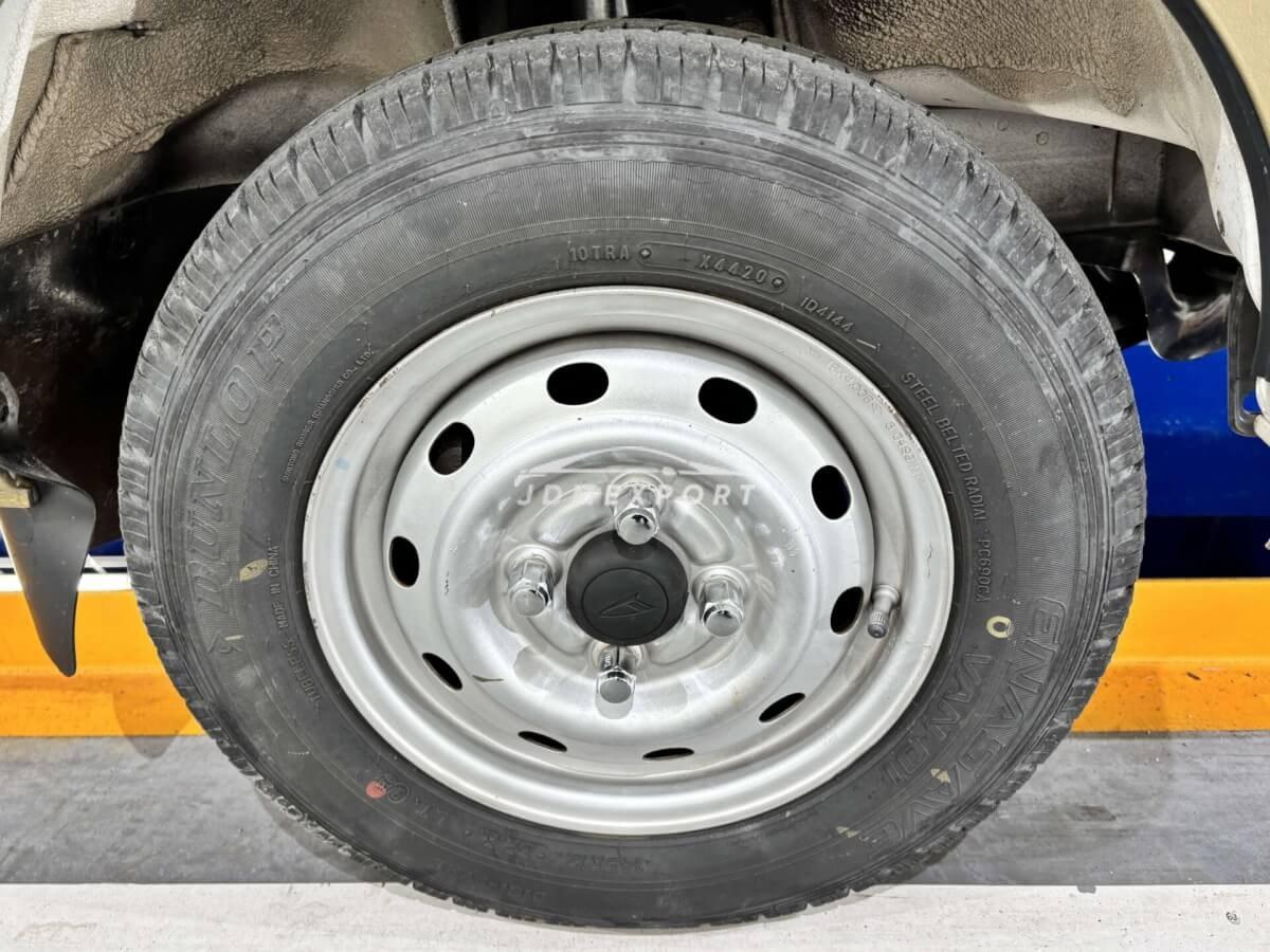 Daihatsu Hijet Truck 1999 thumbnail 14