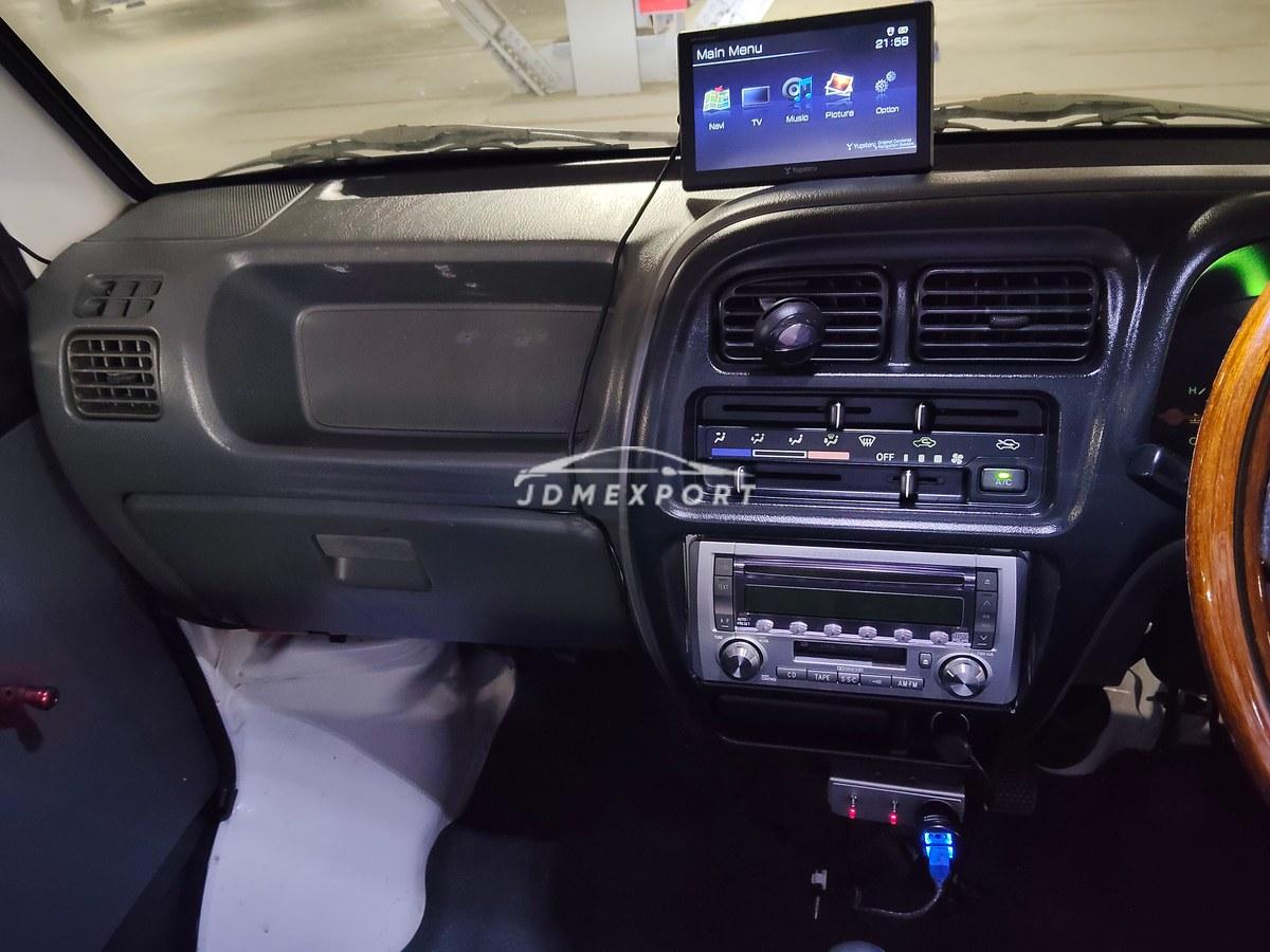 Suzuki Carry Truck 2000 thumbnail 32