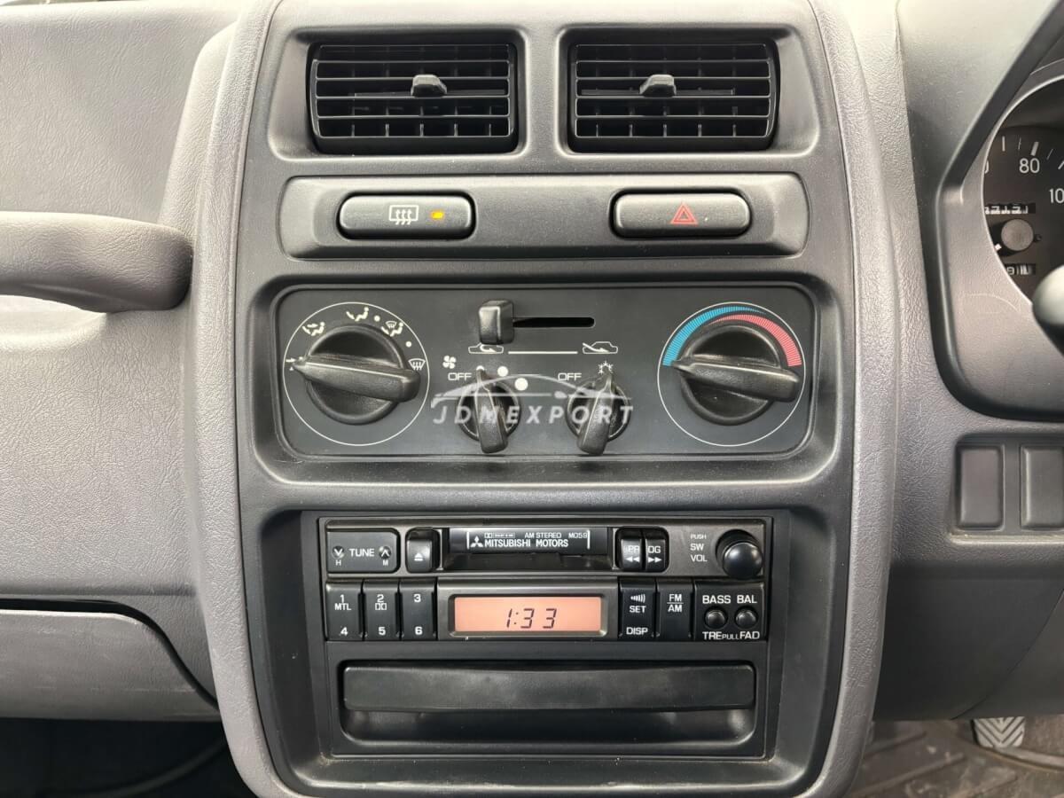 Mitsubishi Pajero Mini 1997 thumbnail 12