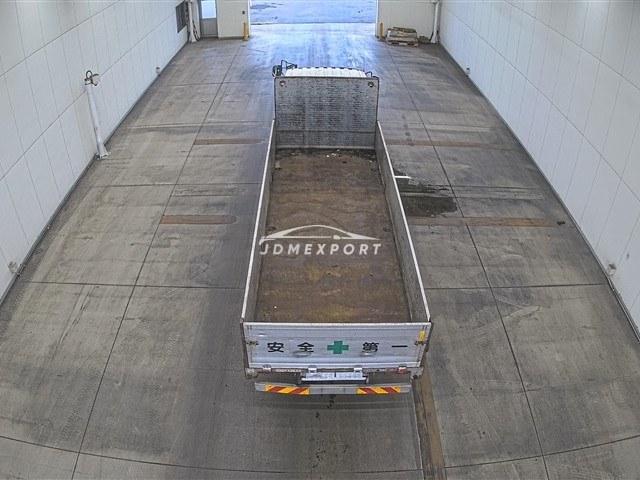 Mitsubishi Fuso Fighter 1995 thumbnail 10
