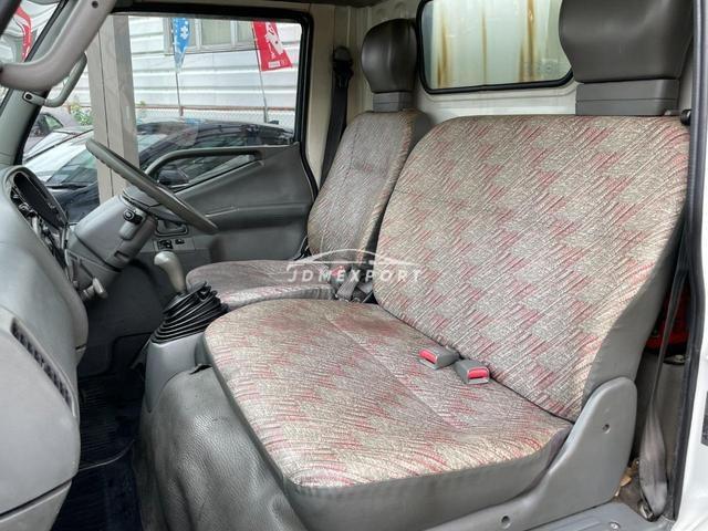 Mitsubishi Fuso Canter 1998 thumbnail 39