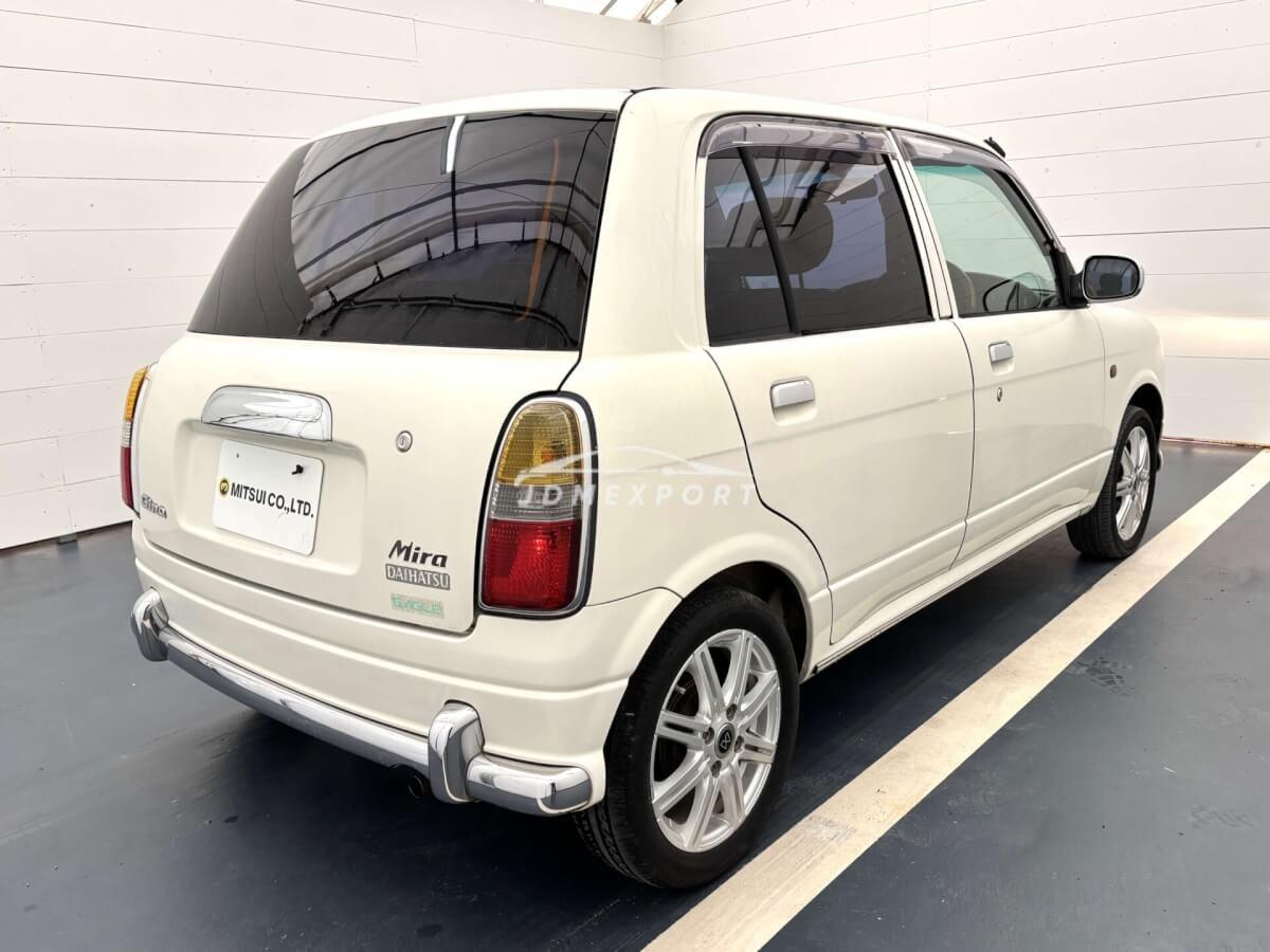 Daihatsu Mira Gino 2000 thumbnail 6