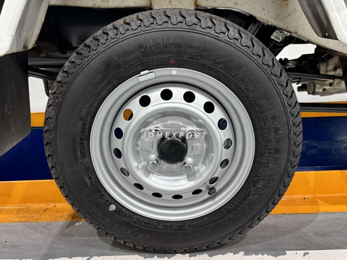 Daihatsu Hijet Truck 1999 thumbnail 17