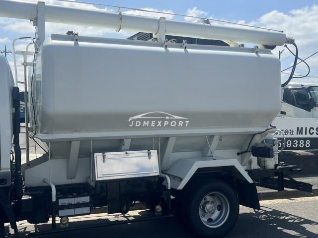 Mitsubishi Fuso Canter 2000 thumbnail 7