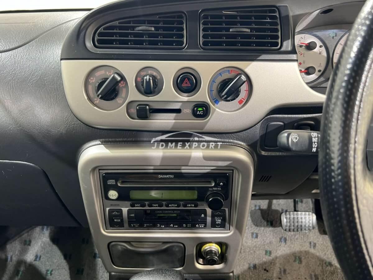 Daihatsu Mira Gino 2000 thumbnail 14