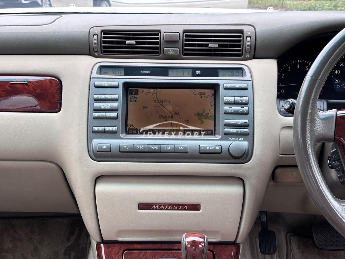Toyota Crown Majesta 2000 thumbnail 31