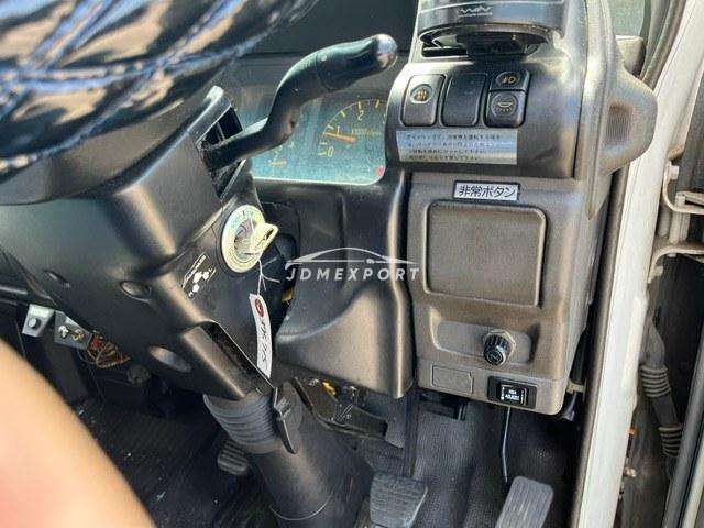 Isuzu Elf Truck 2001 thumbnail 18